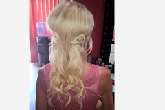 Fryzury i upięcia Hair-Obsession