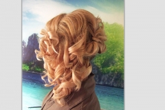 Fryzury i upięcia Hair-Obsession